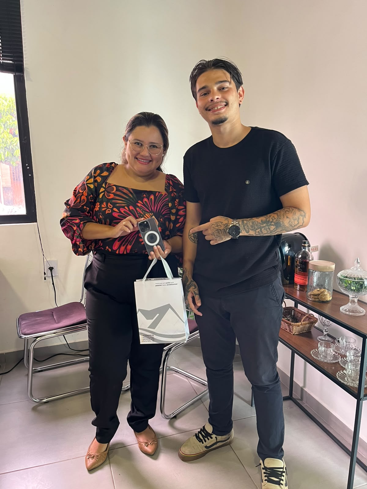Clientes da Tech House com suas compras — foto 13