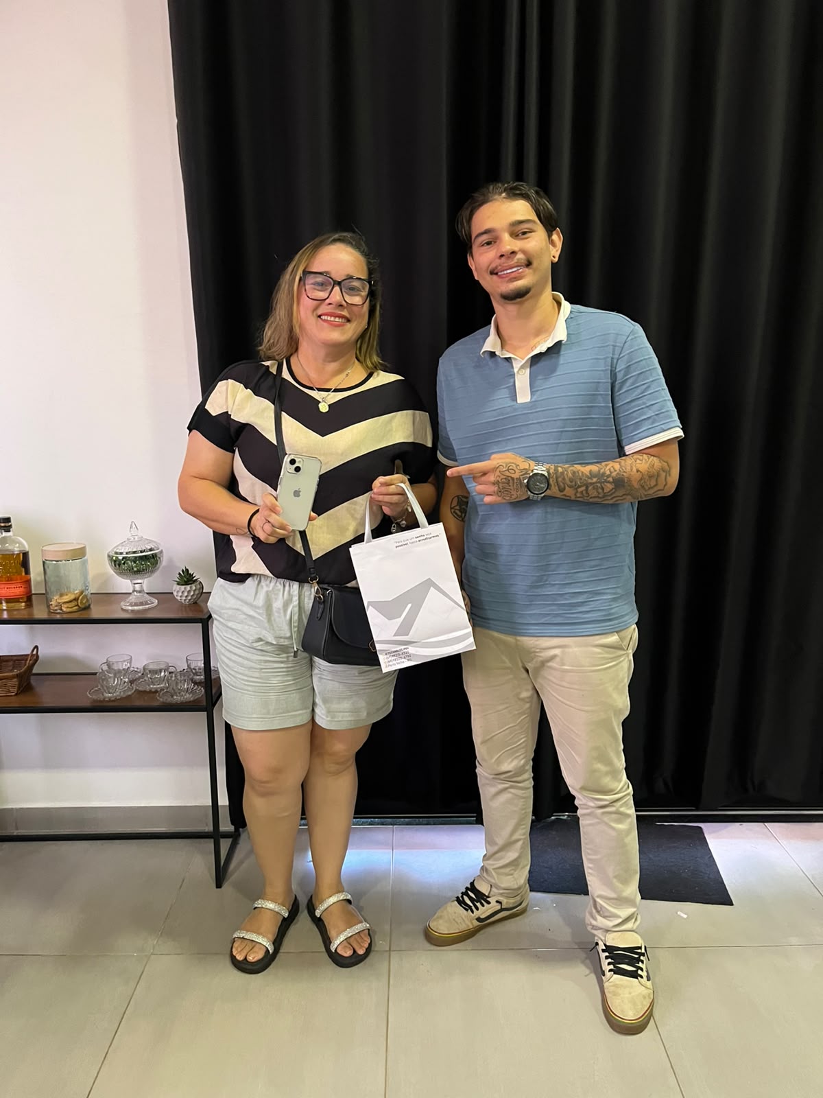 Clientes da Tech House com suas compras — foto 12