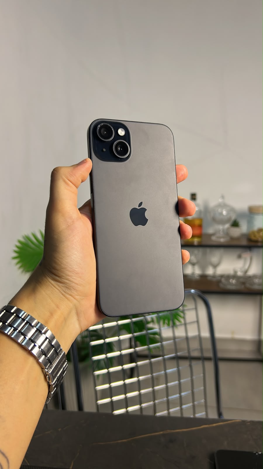 iPhone 15 Plus