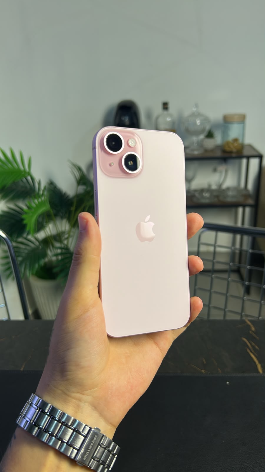 iPhone 15