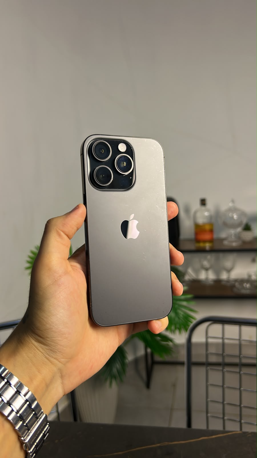 iPhone 16 Pro